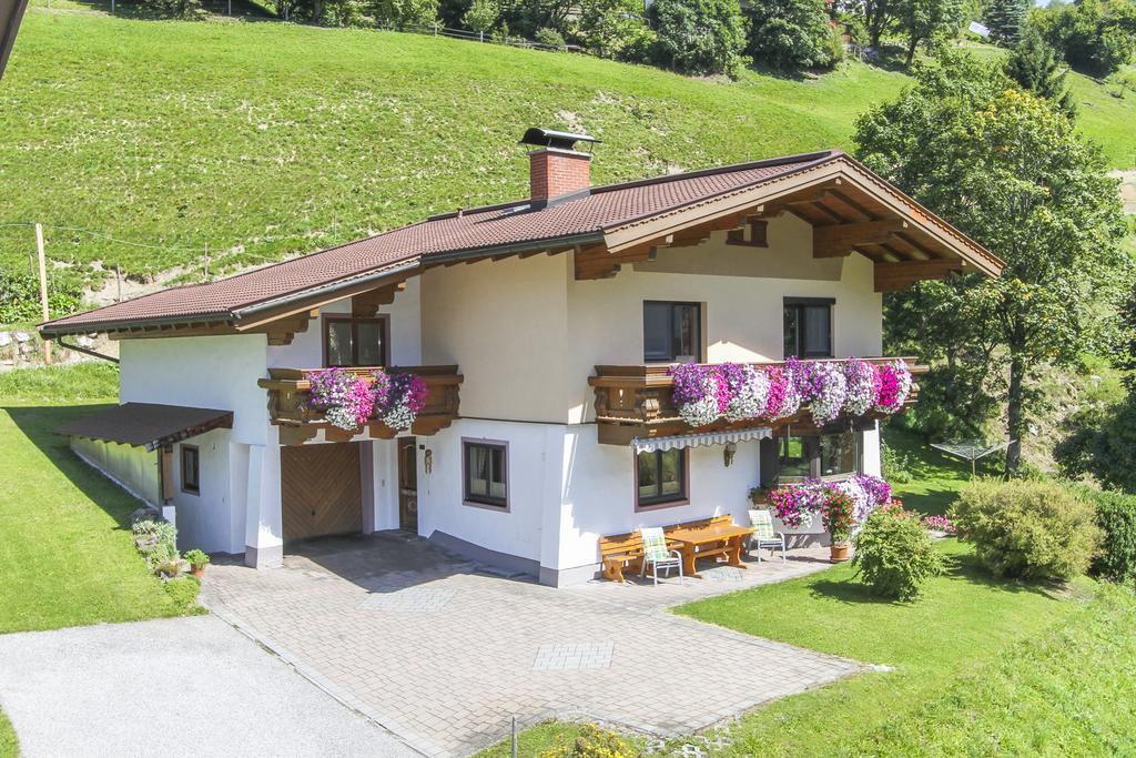 Haus Schwaighofer Apartment Saalbach-Hinterglemm Exterior photo